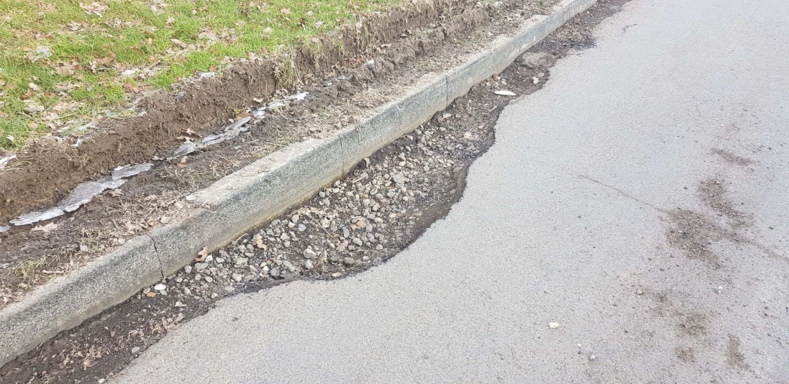 Road surface breaking up - verges damaged